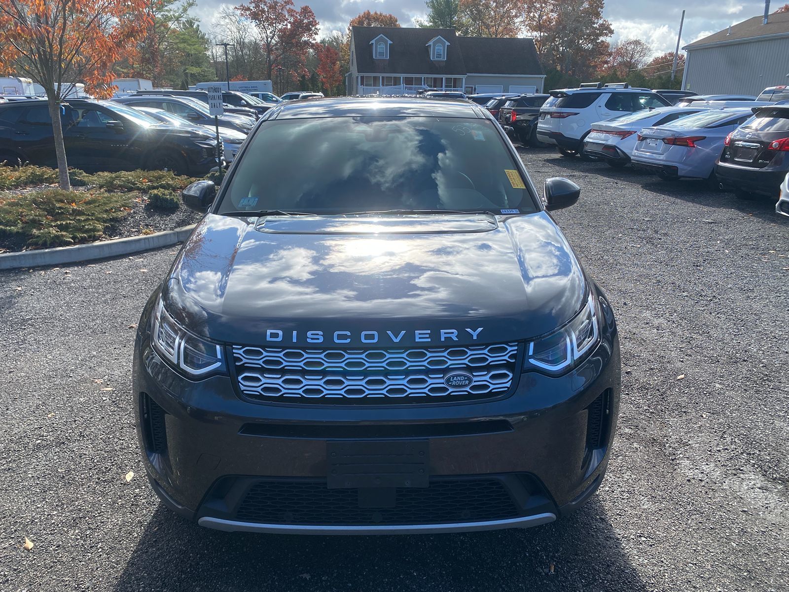2022 Land Rover Discovery Sport S photo 3