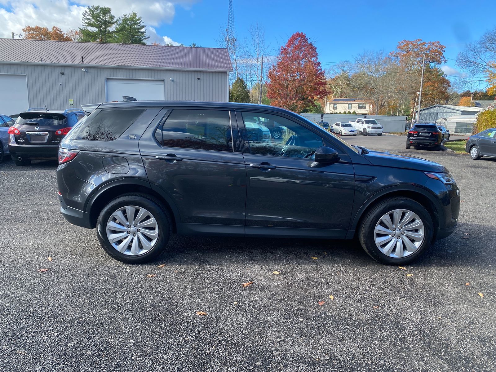 2022 Land Rover Discovery Sport S photo 4