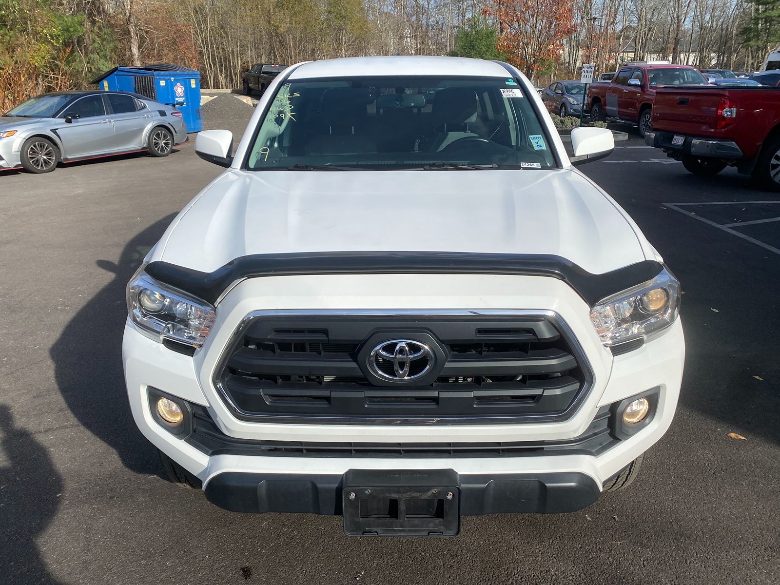 2016 Toyota Tacoma SR5 photo 3