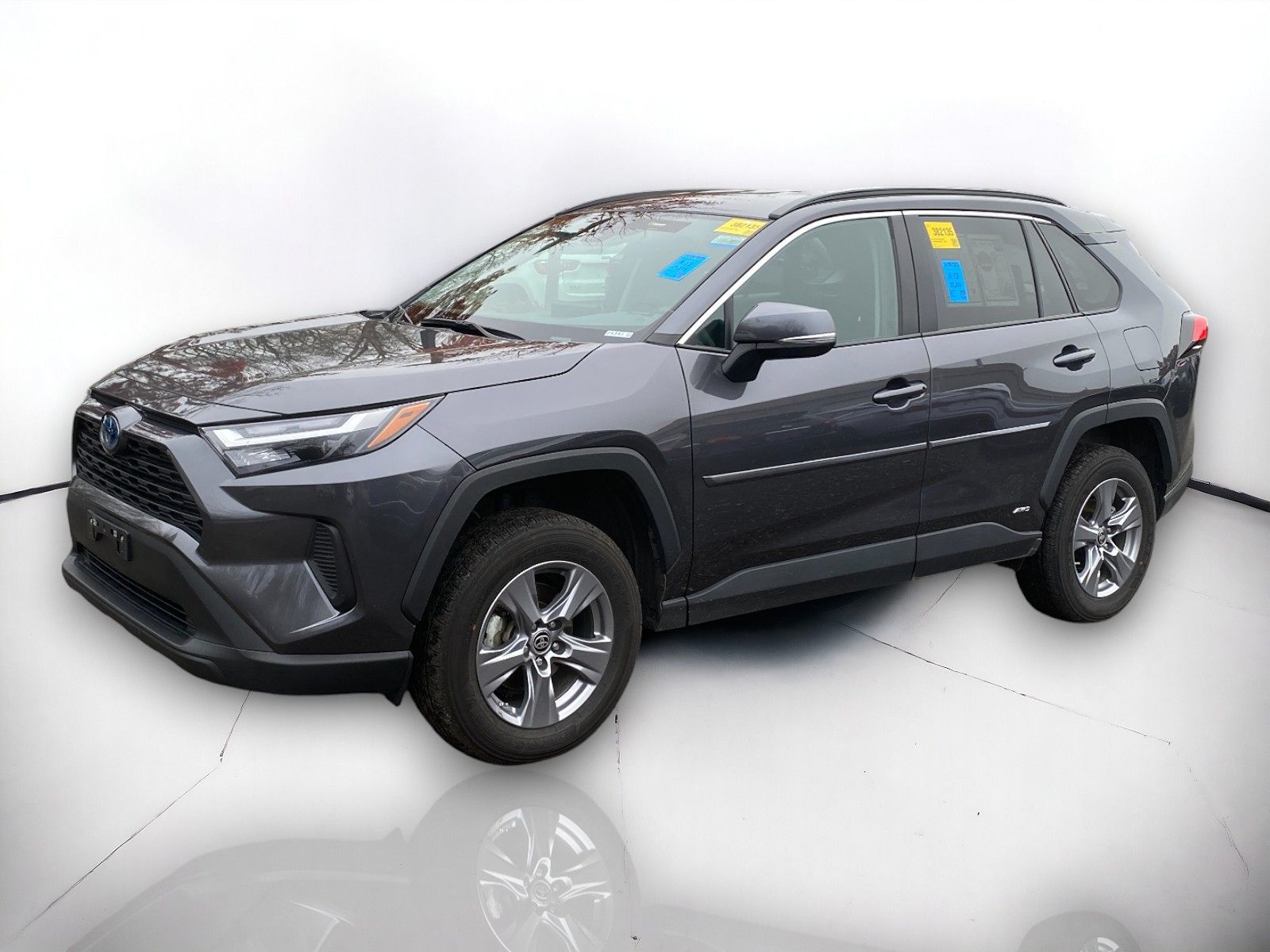 2024 Toyota RAV4 Hybrid LE photo 2