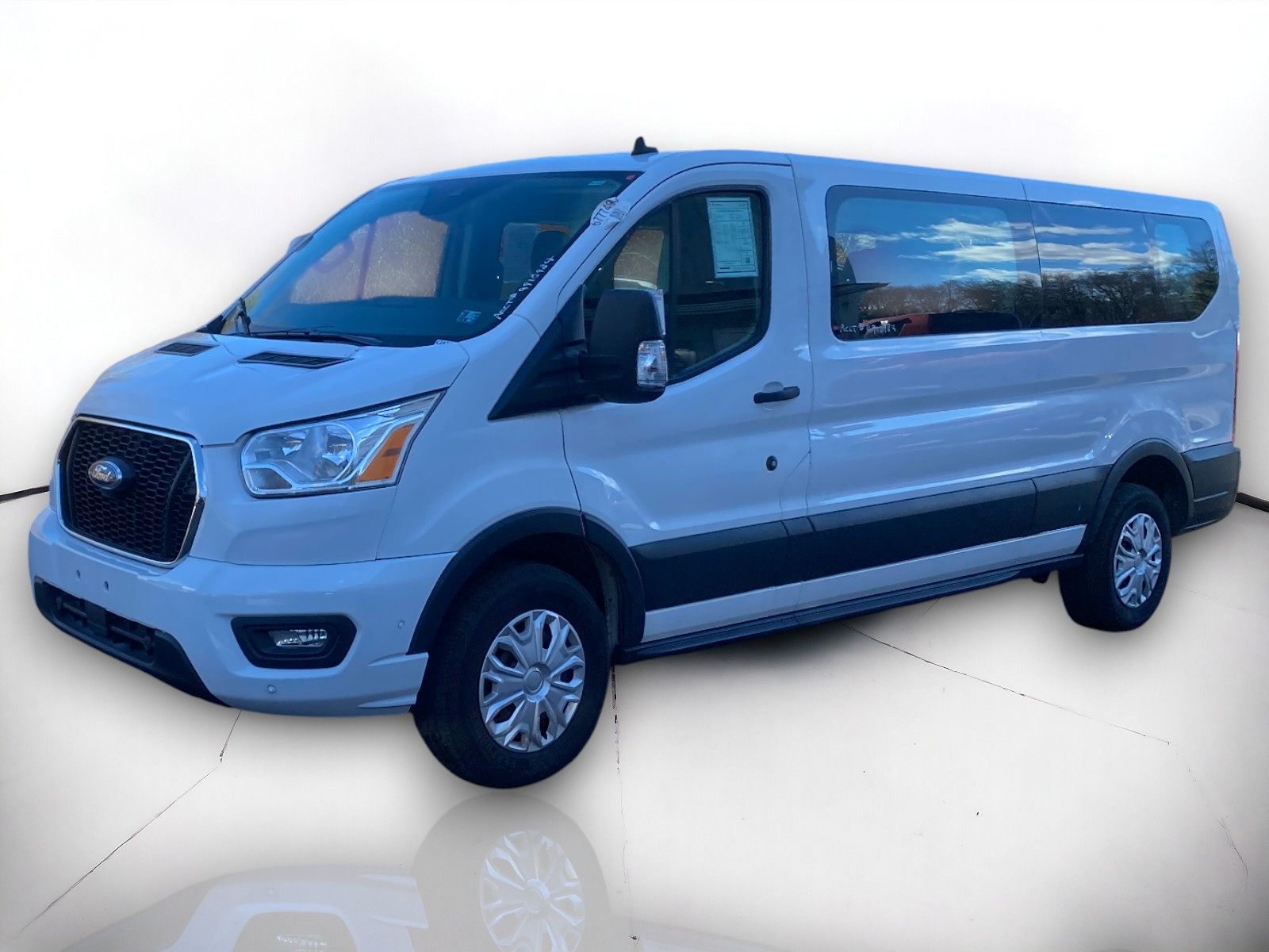 2021 Ford Transit Passenger XLT photo 2