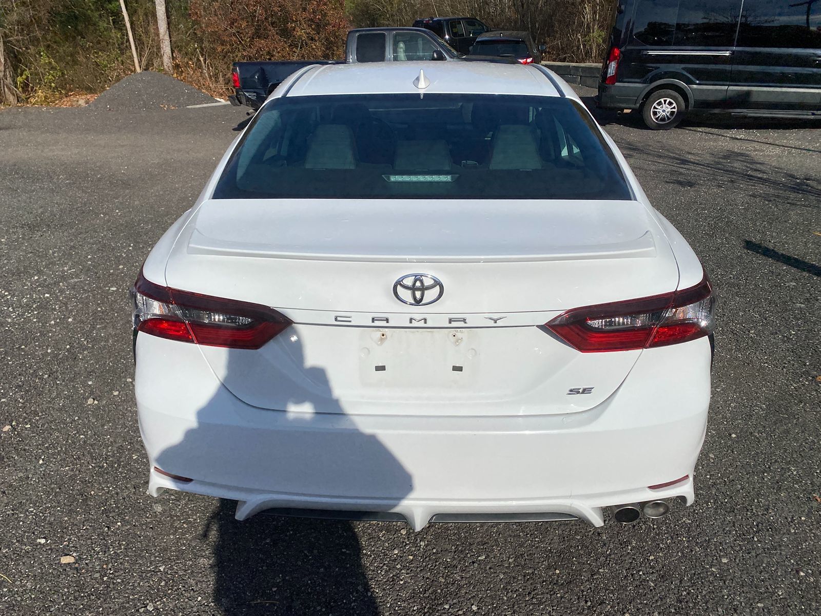 2023 Toyota Camry SE photo 3