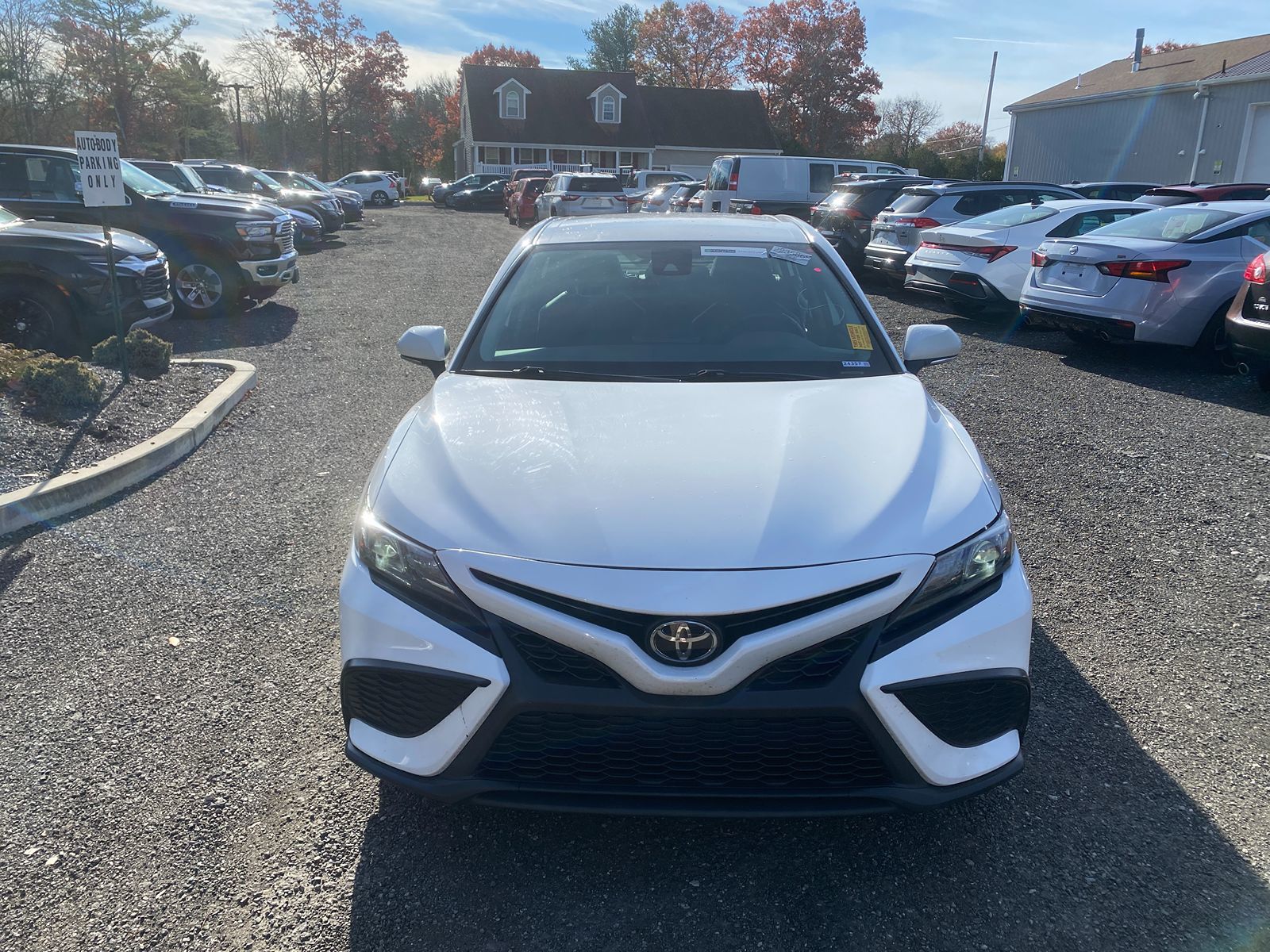 2023 Toyota Camry SE photo 2