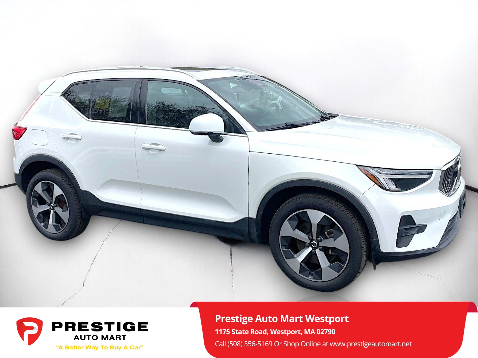 2023 Volvo XC40 B5 Plus Bright AWD's photo