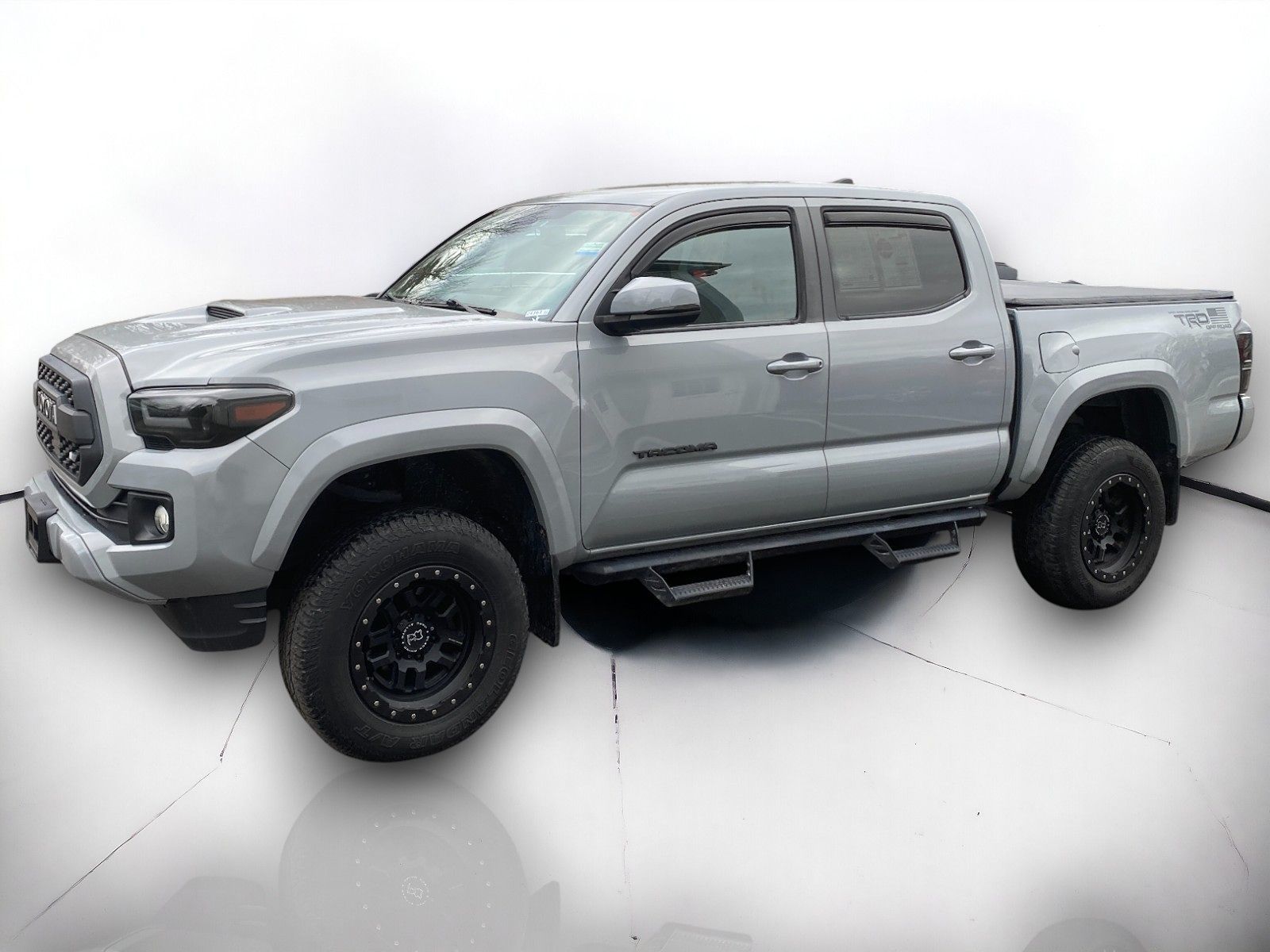 2019 Toyota Tacoma SR5 Double Cab V6 photo 2