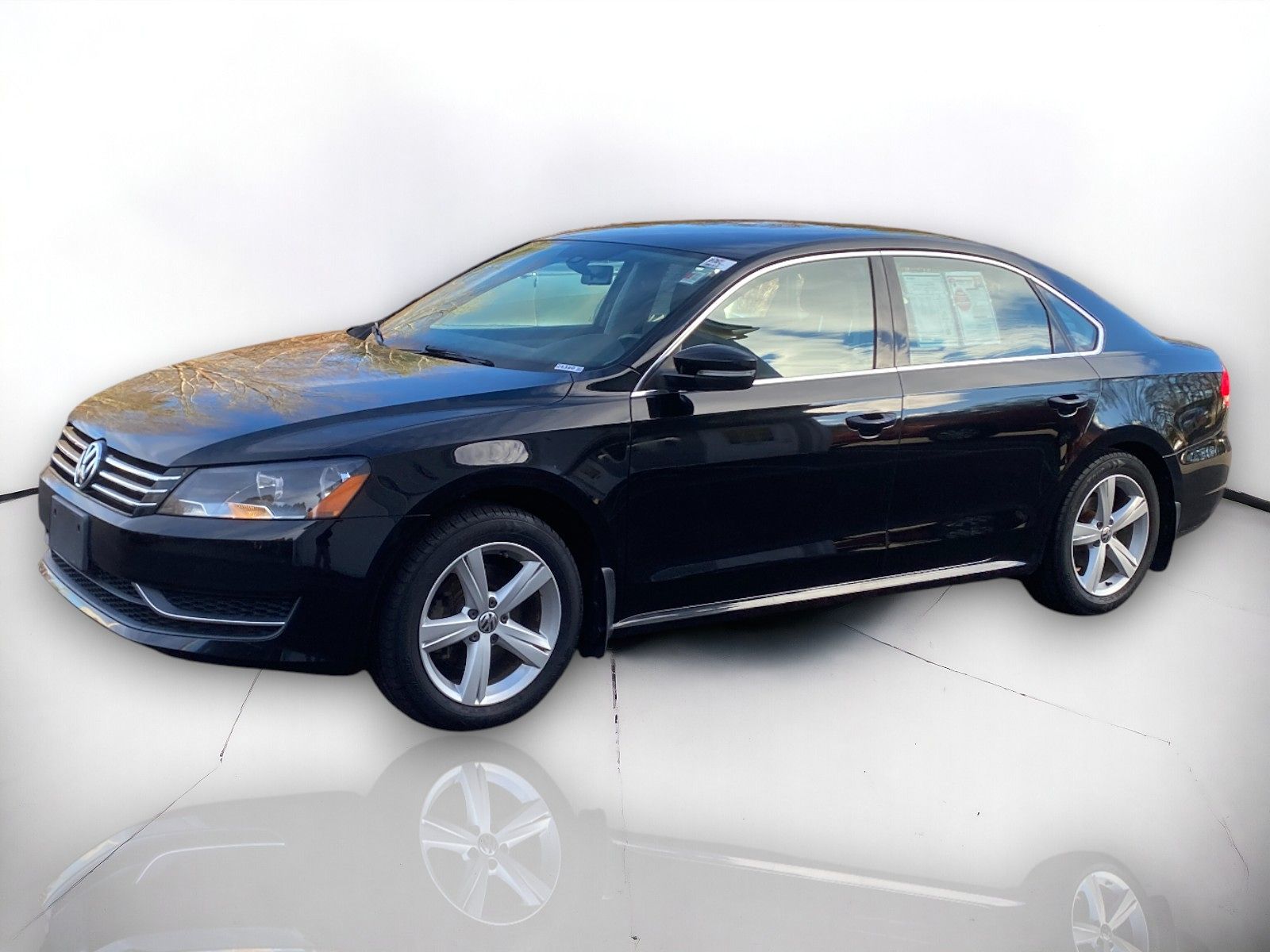 2015 Volkswagen Passat SE photo 2