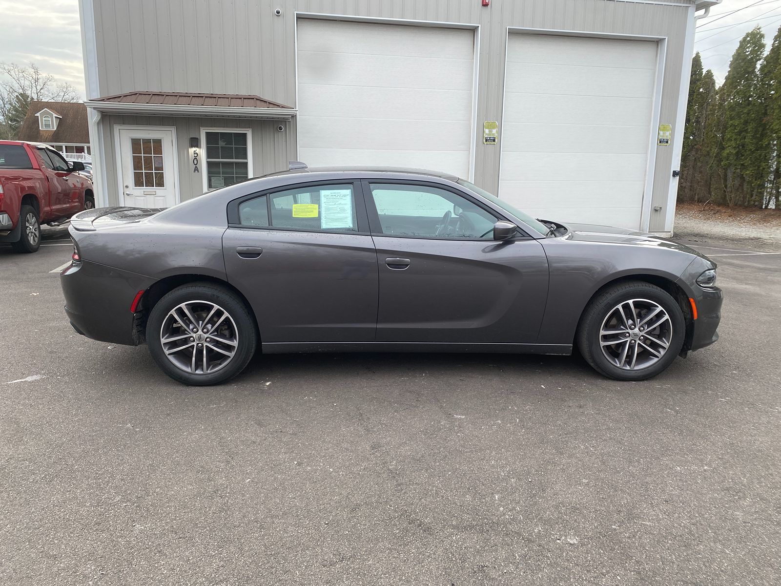 2019 Dodge Charger SXT photo 3