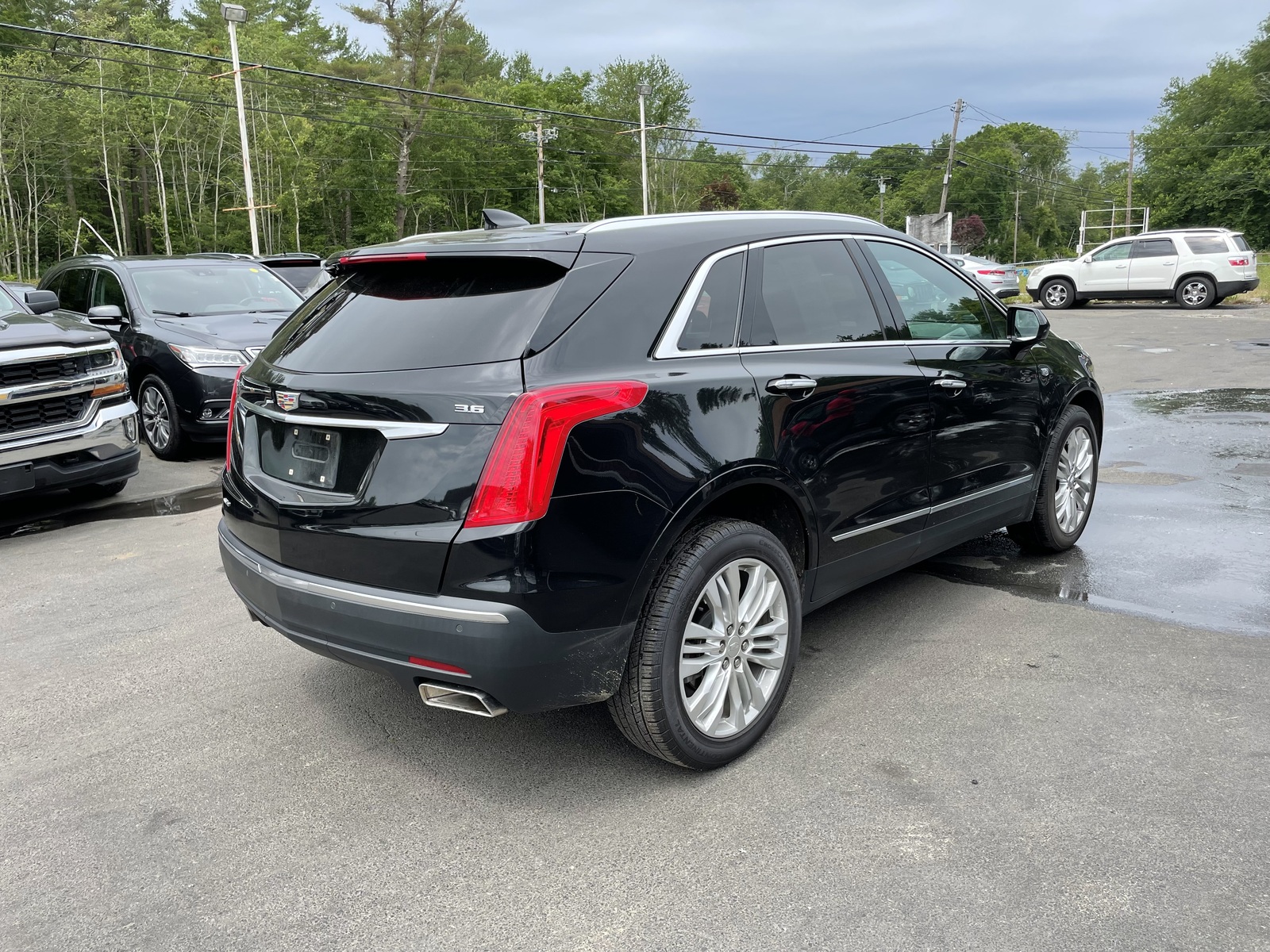 Sold 2017 Cadillac XT5 Premium Luxury AWD in Westport