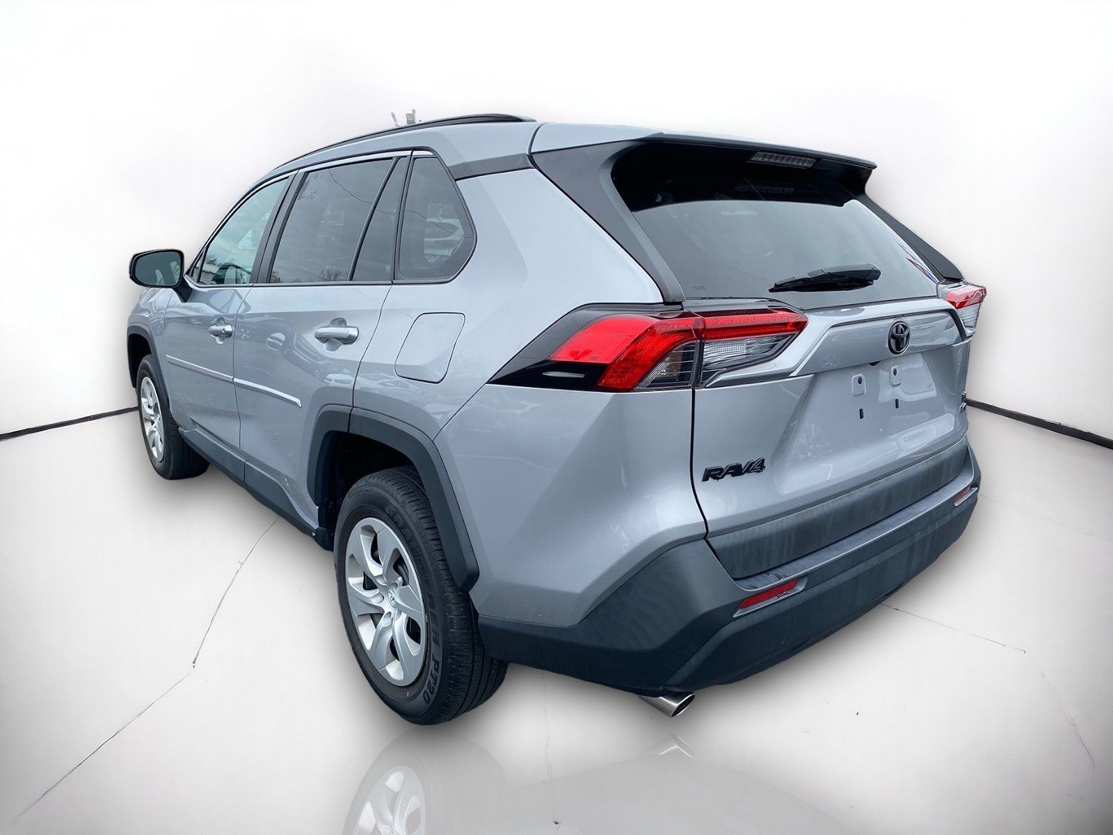 2020 Toyota RAV4 LE 2