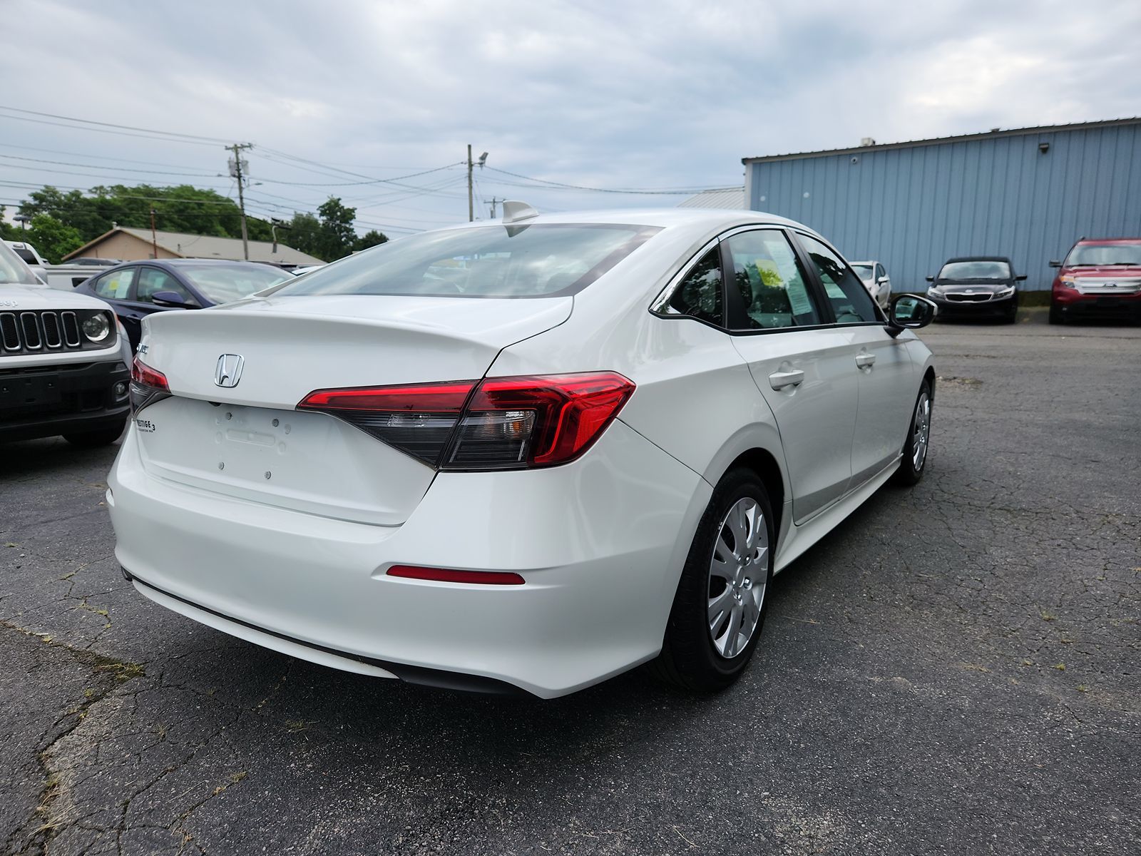 2022 Honda Civic Sedan LX 4