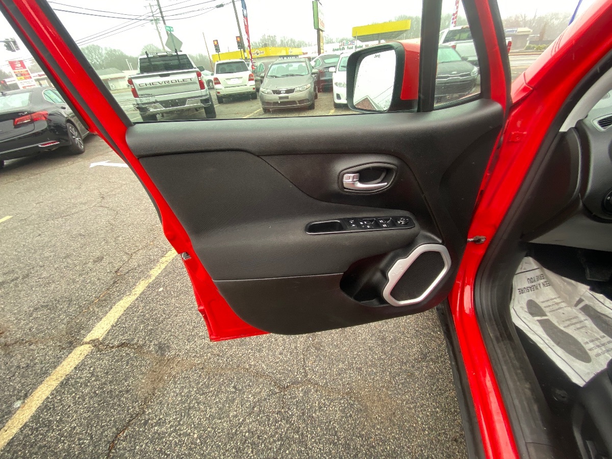 2018 Jeep Renegade Latitude 9