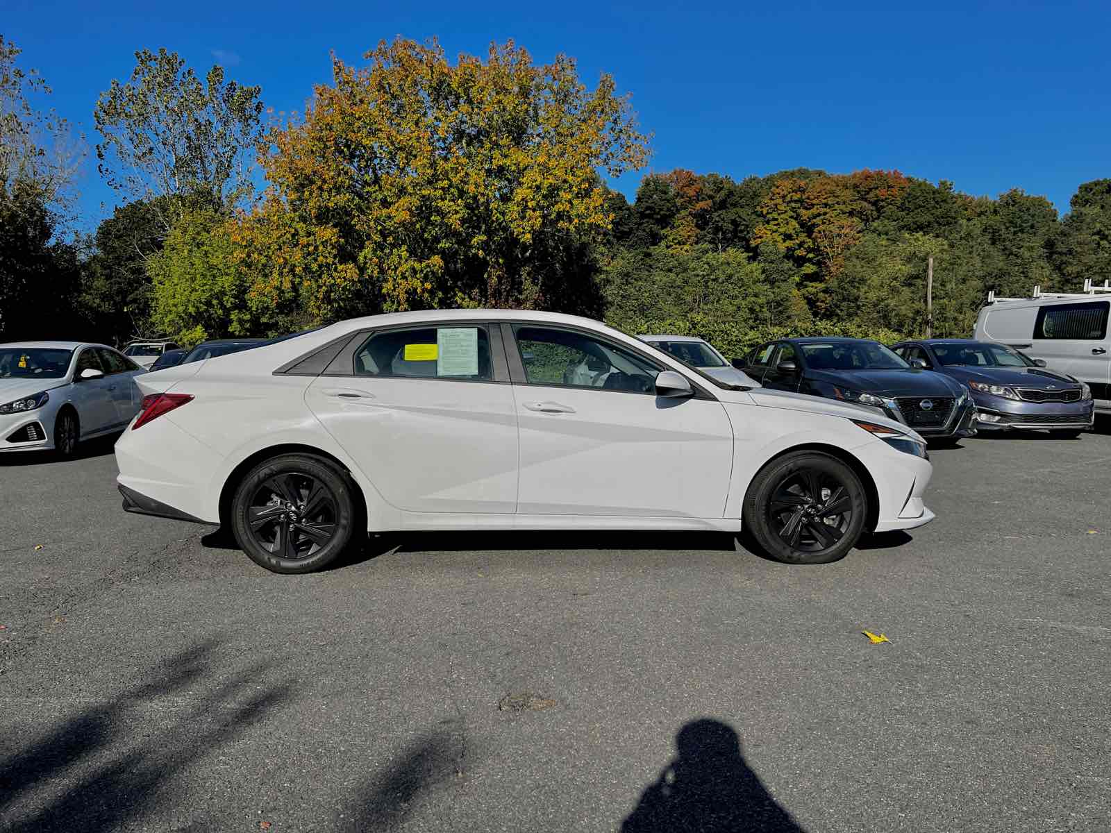 2021 Hyundai Elantra Hybrid Blue 8