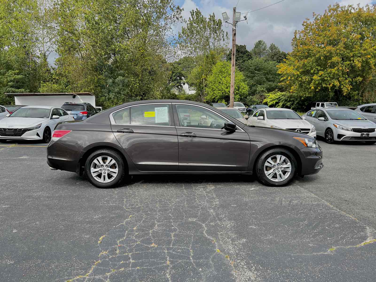 2012 Honda Accord Sdn LX Premium 8