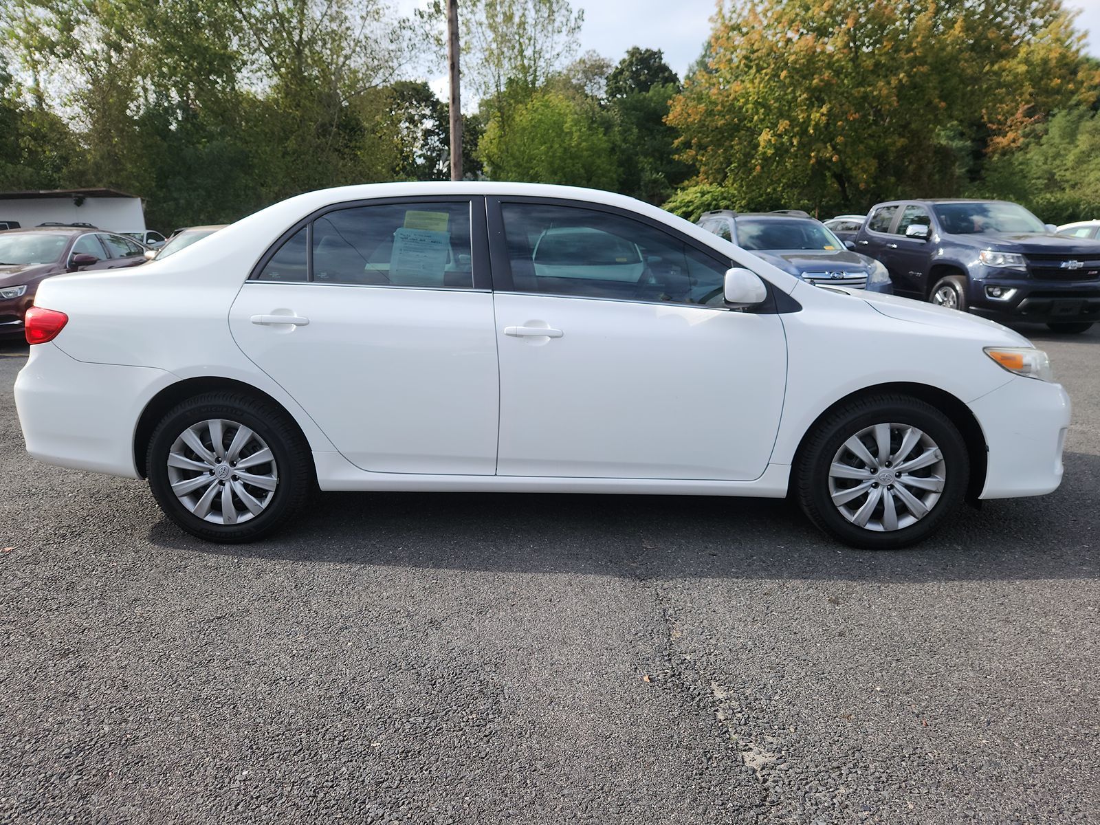 2013 Toyota Corolla LE 6