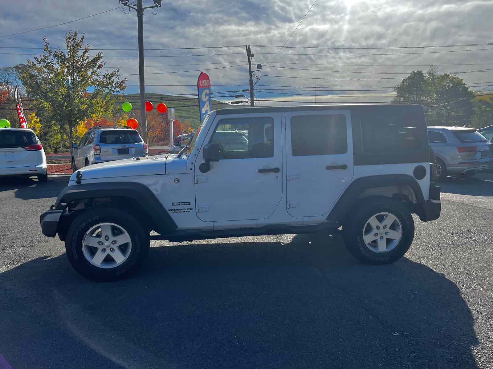 2017 Jeep Wrangler Unlimited Sport 4