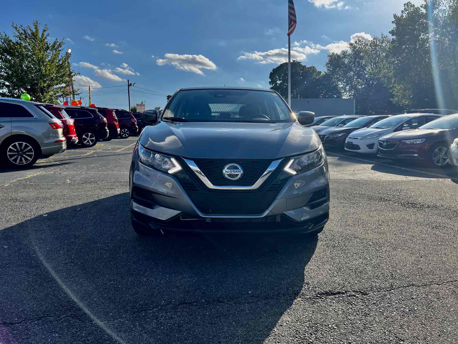 2020 Nissan Rogue Sport S 3