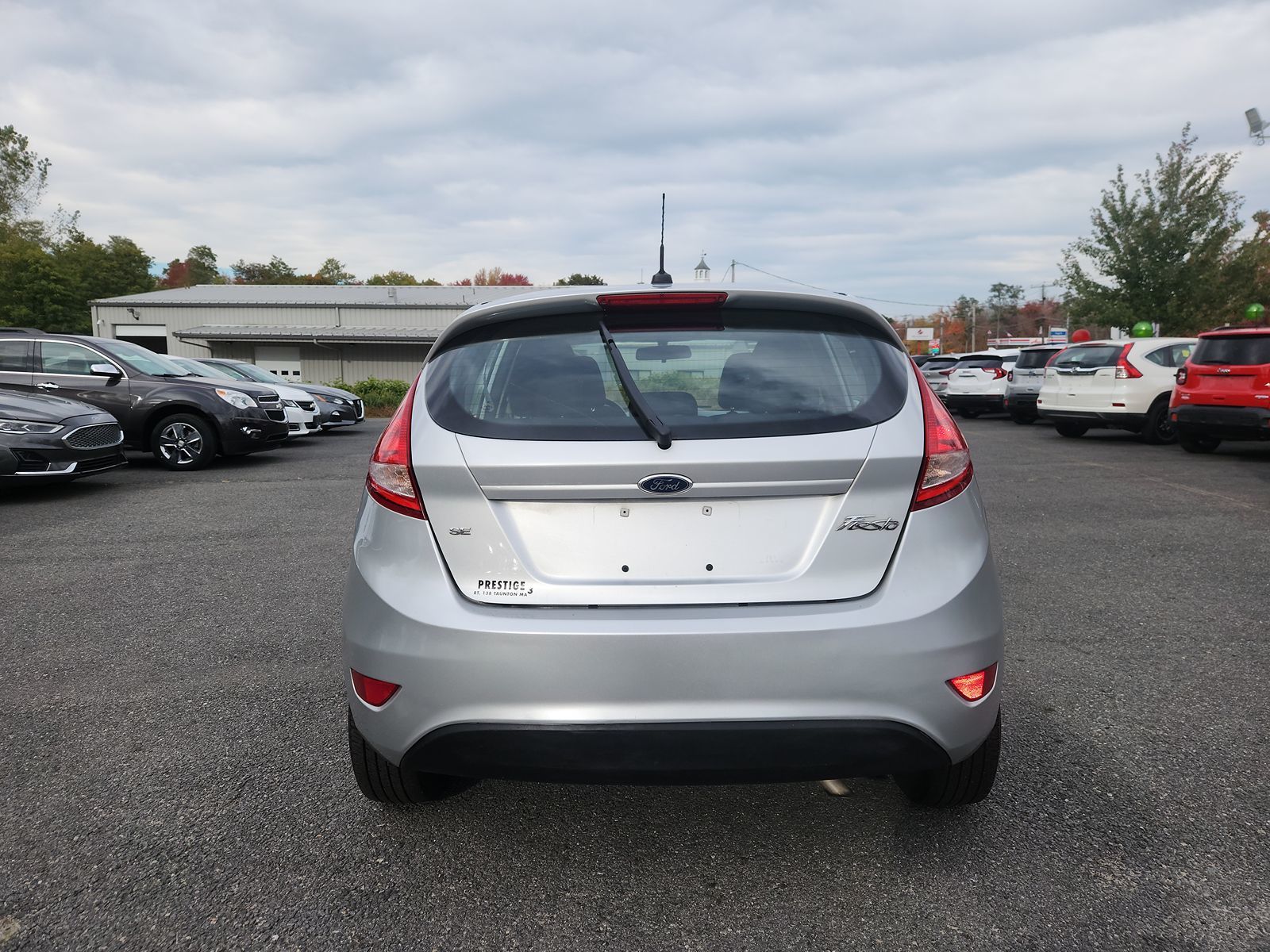 2013 Ford Fiesta SE 10