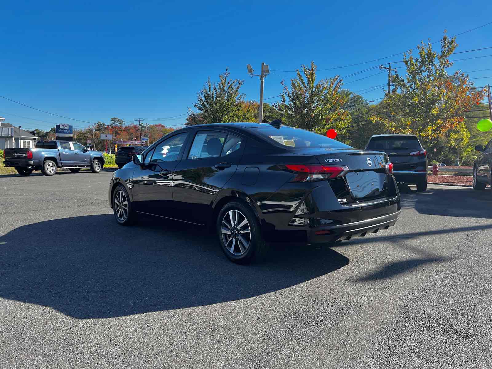 2021 Nissan Versa SV 5