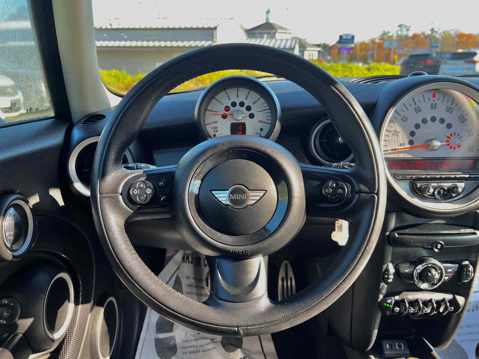 2013 MINI Cooper Hardtop S 23