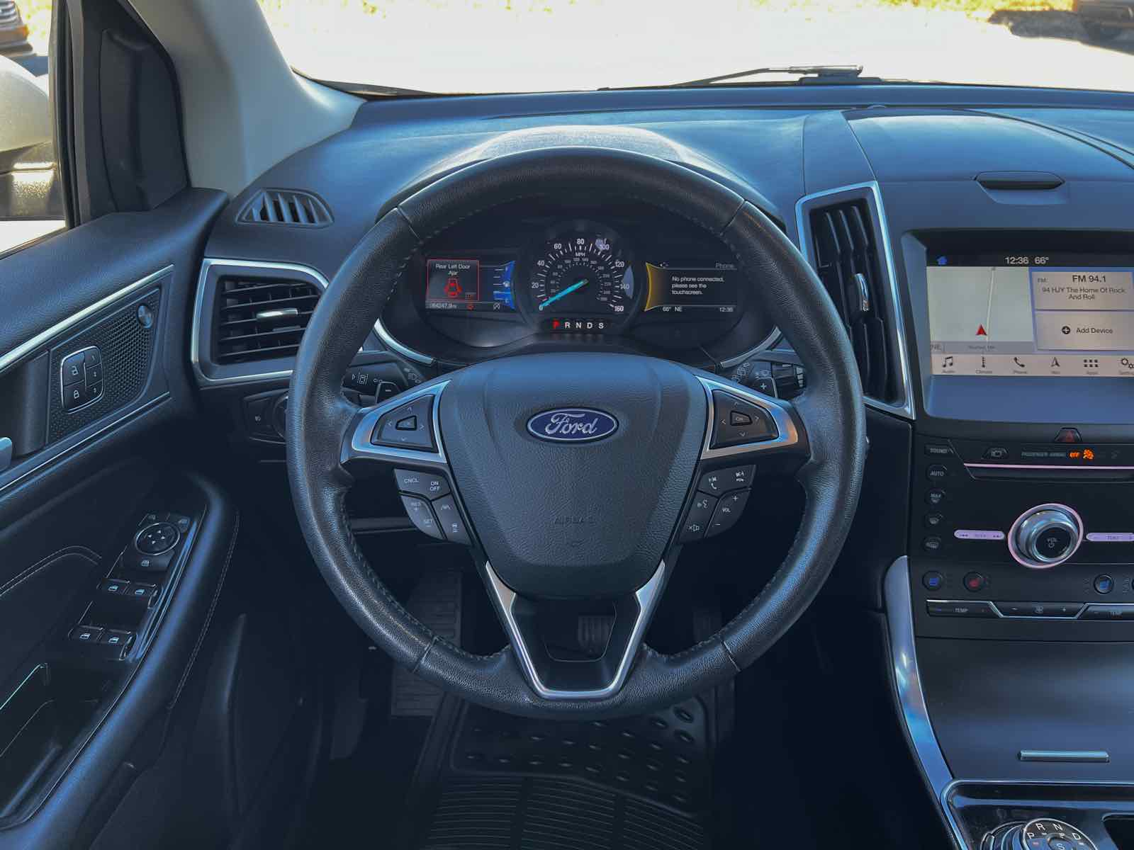 2019 Ford Edge Titanium 30