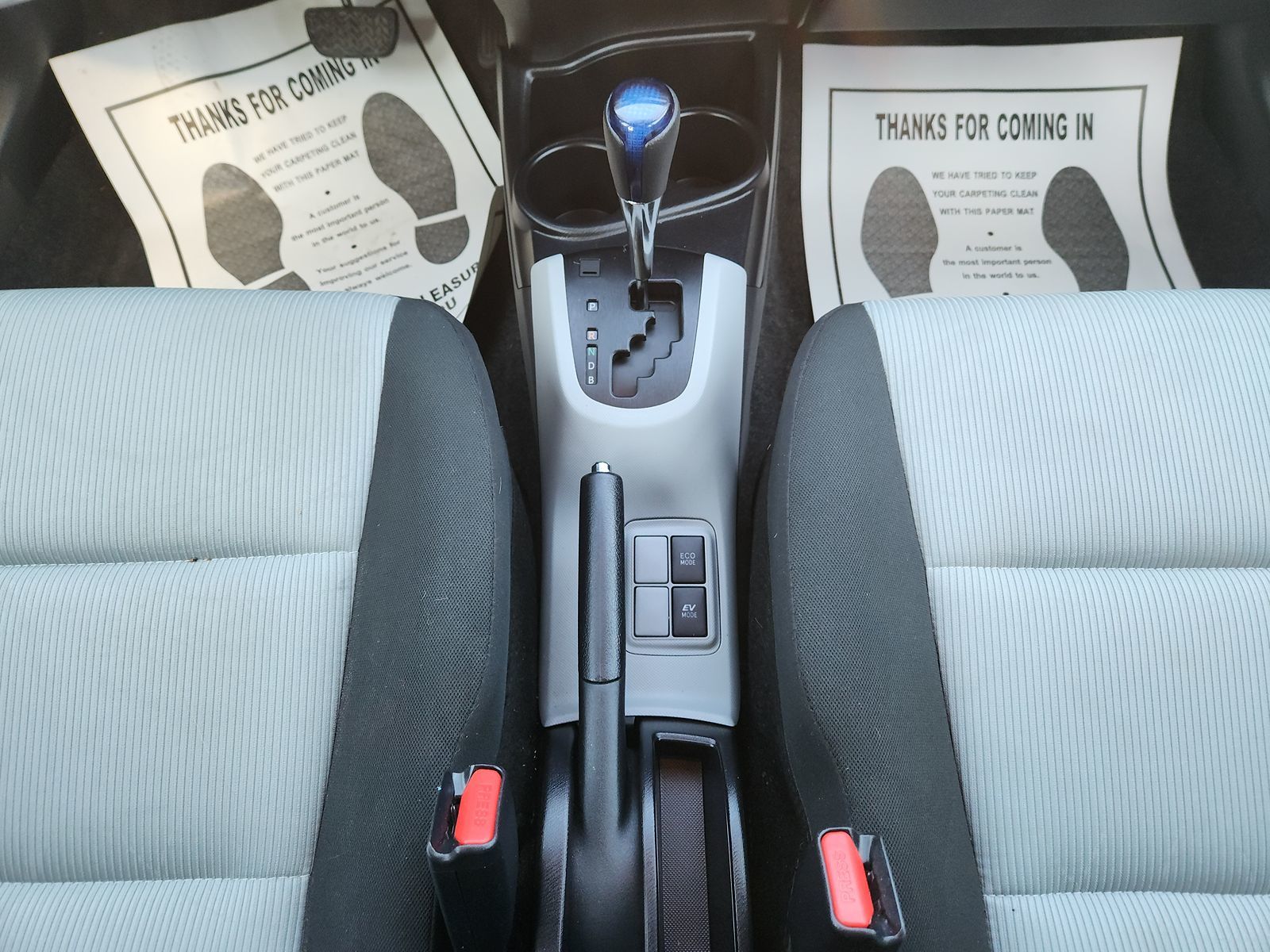 2012 Toyota Prius c Three 25