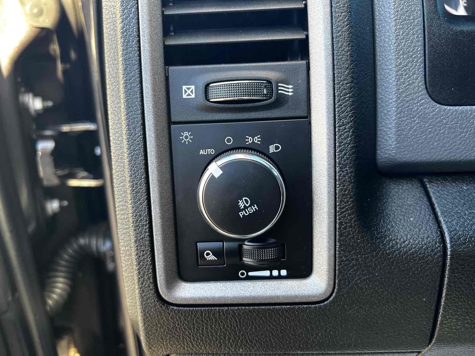 2019 Ram 1500 Classic Express 14