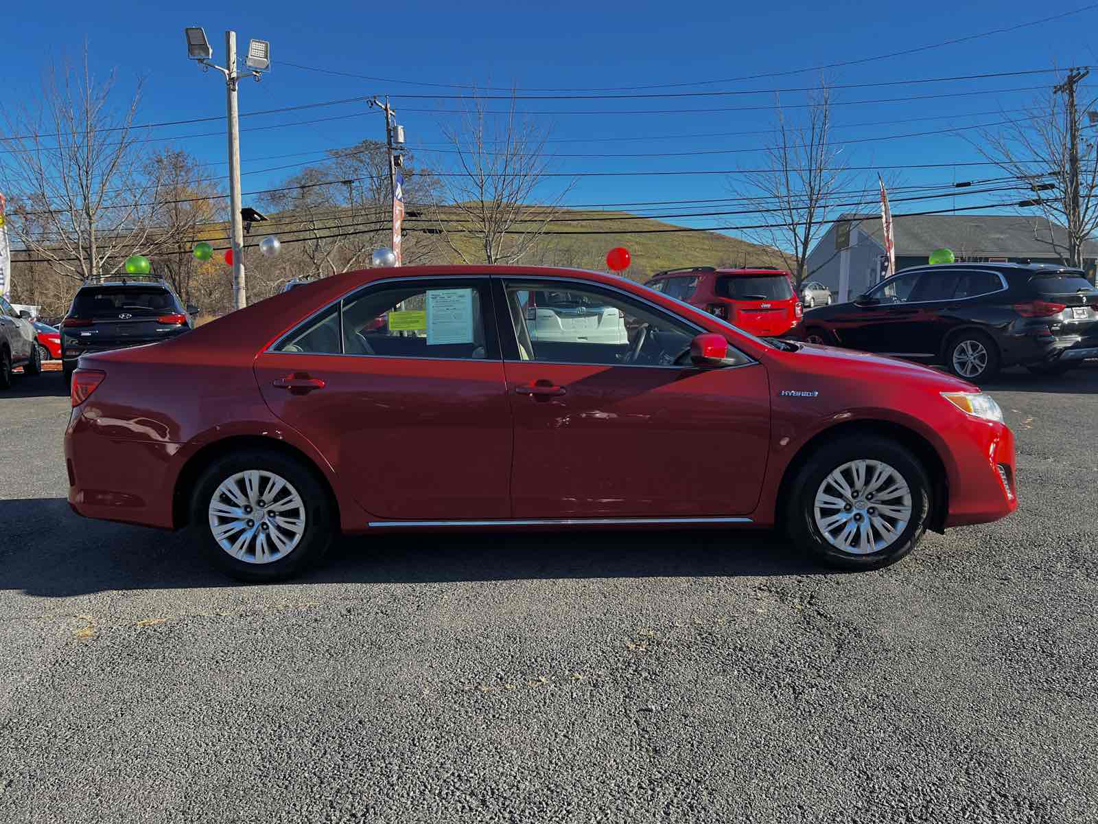 2014 Toyota Camry Hybrid LE 8