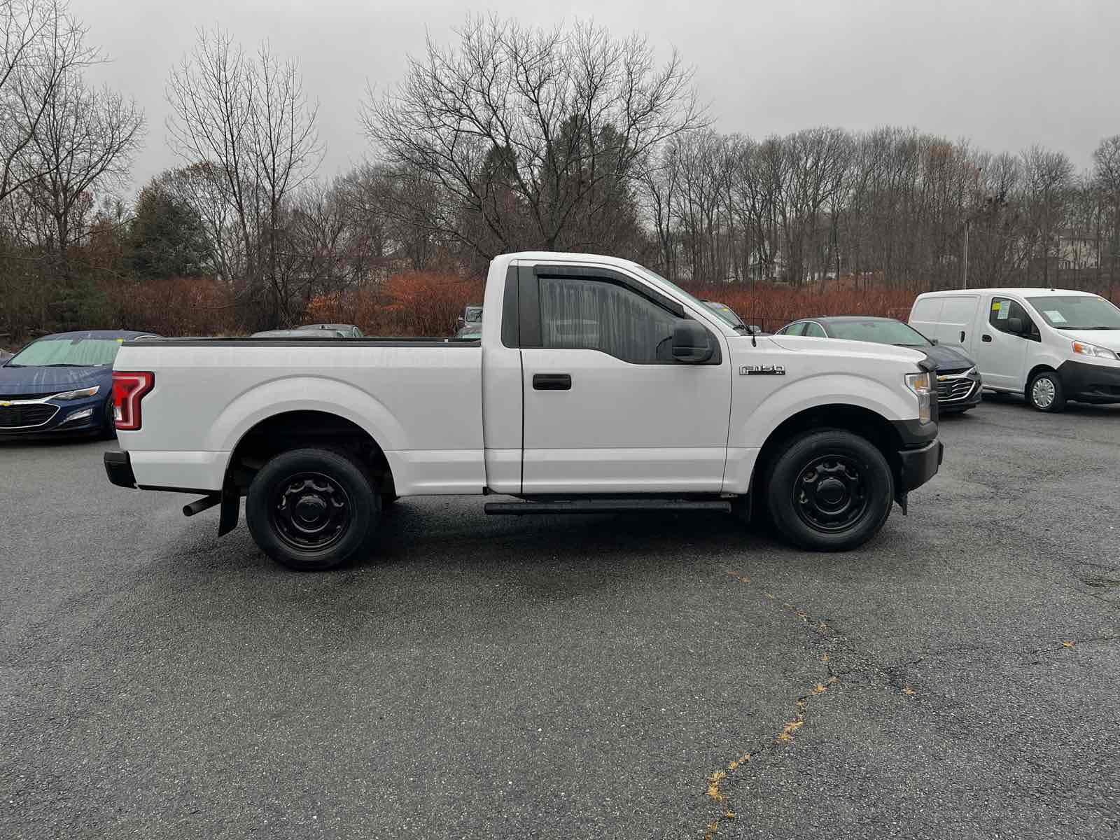 2017 Ford F-150 XL 8