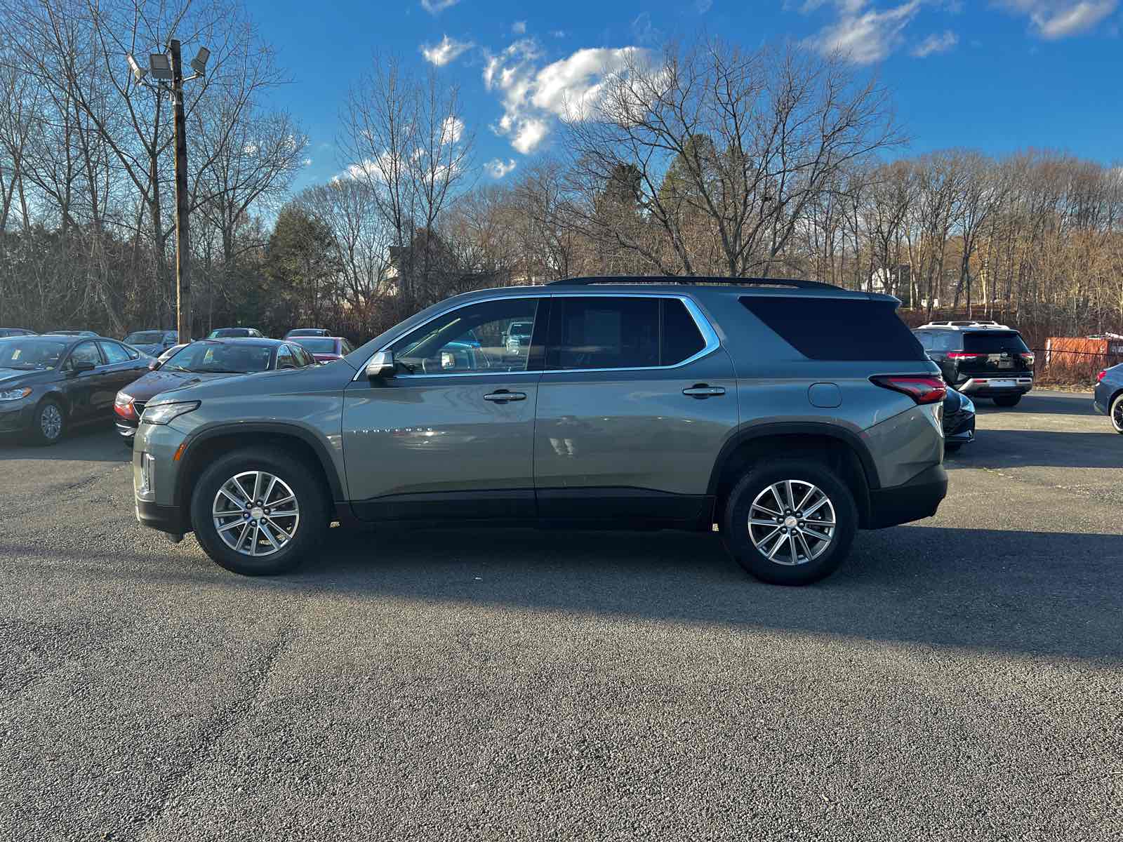 2023 Chevrolet Traverse LT Cloth 4