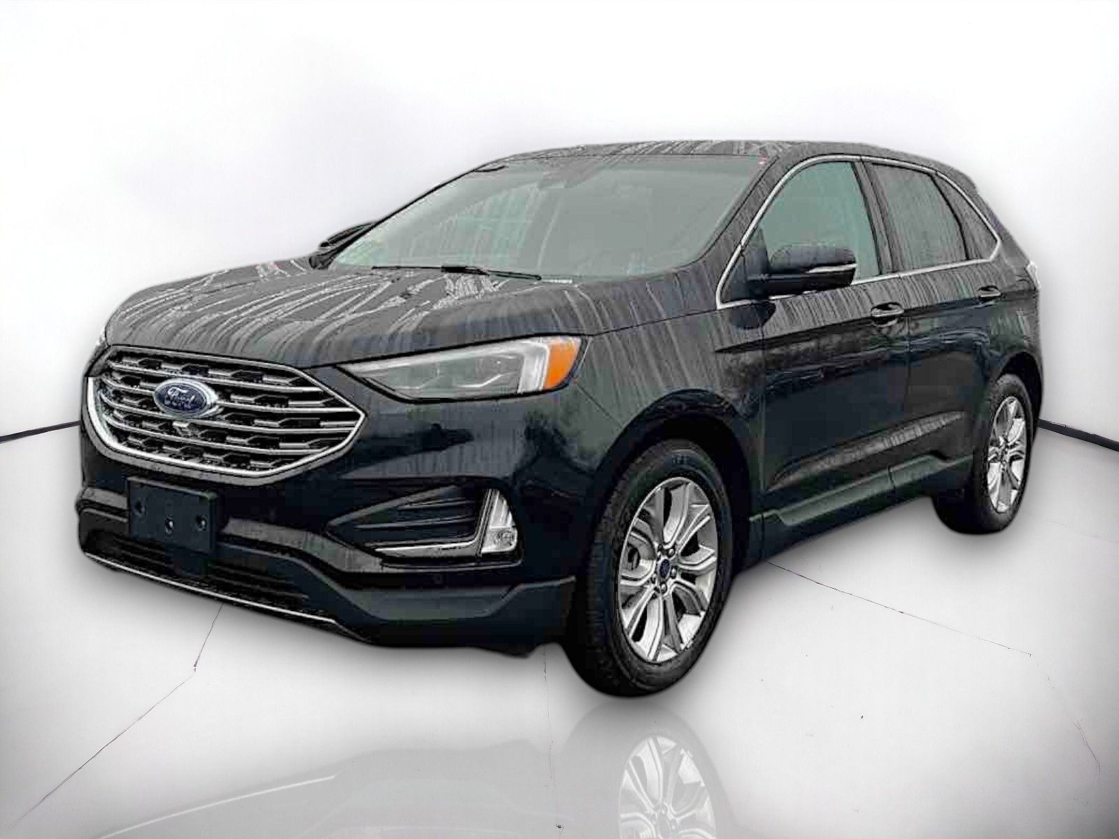 2022 Ford Edge Titanium 2