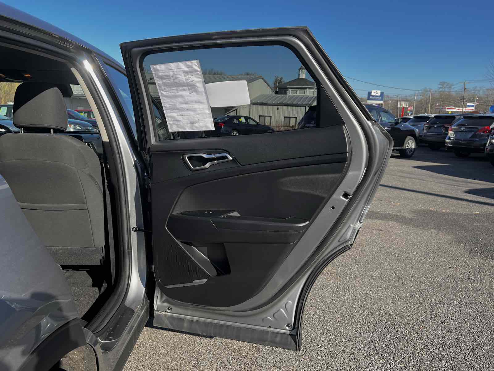 2024 Kia Sportage LX photo 10