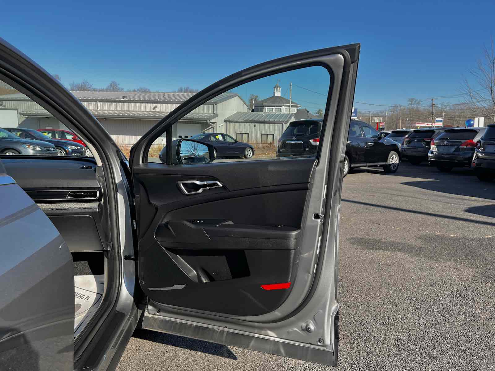2024 Kia Sportage LX photo 6