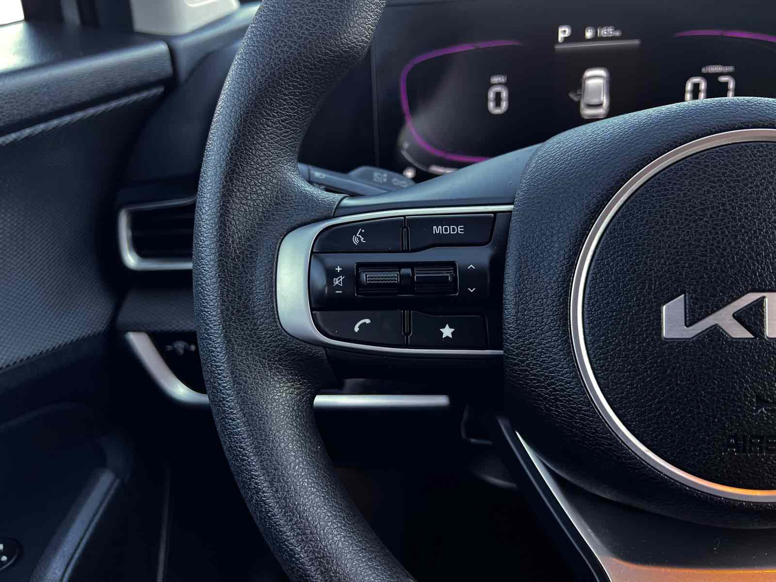 2024 Kia Sportage LX photo 13