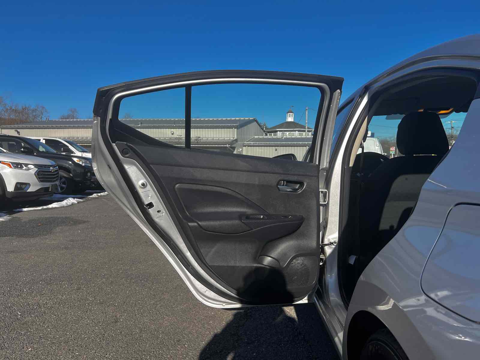 2023 Nissan Versa SV photo 12