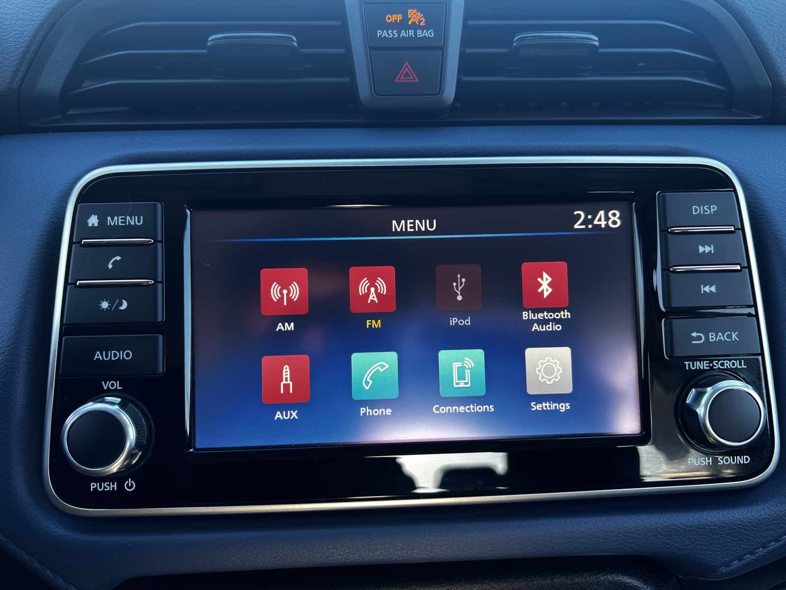 2023 Nissan Versa SV photo 22