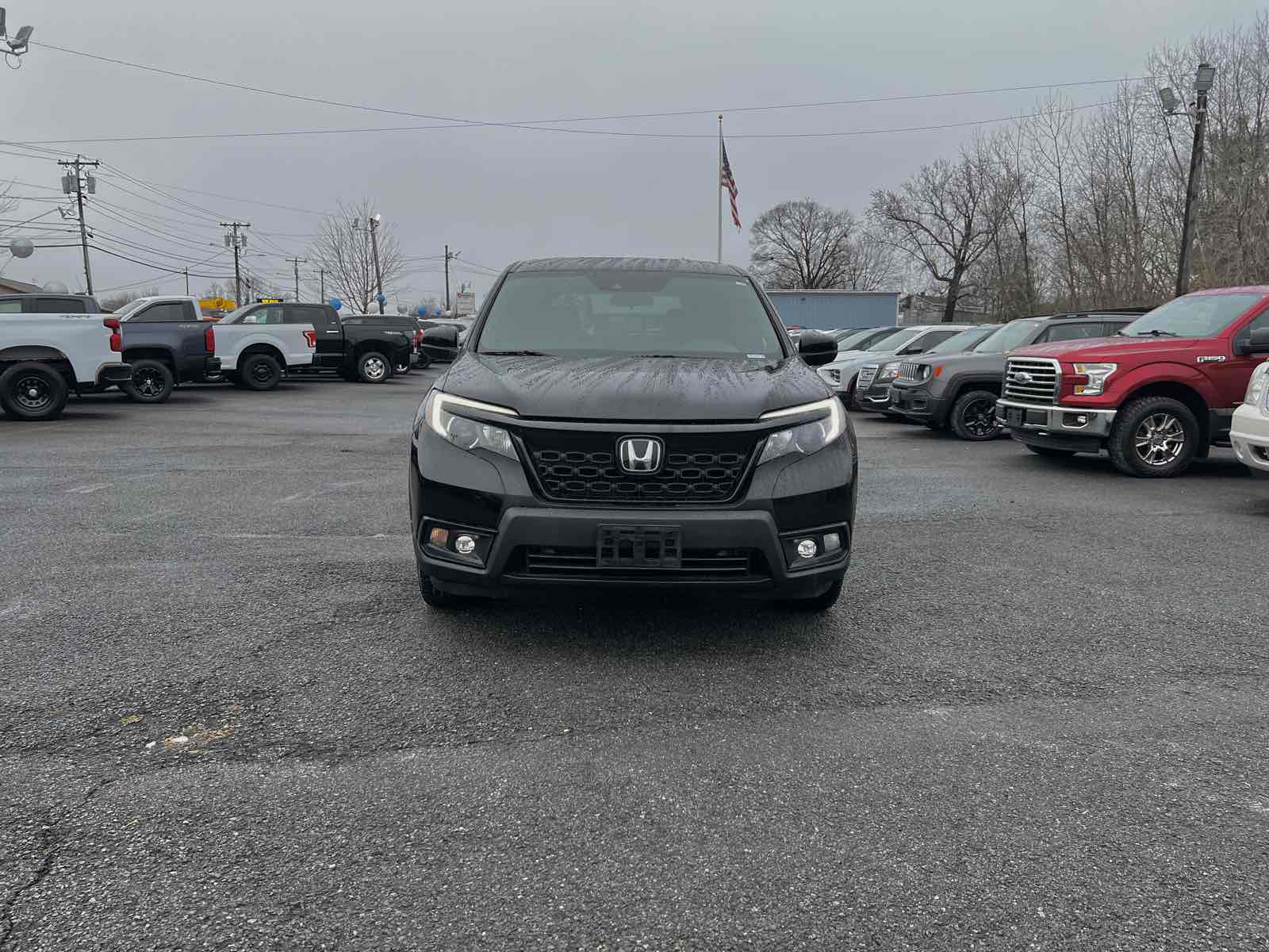2021 Honda Passport Sport photo 2