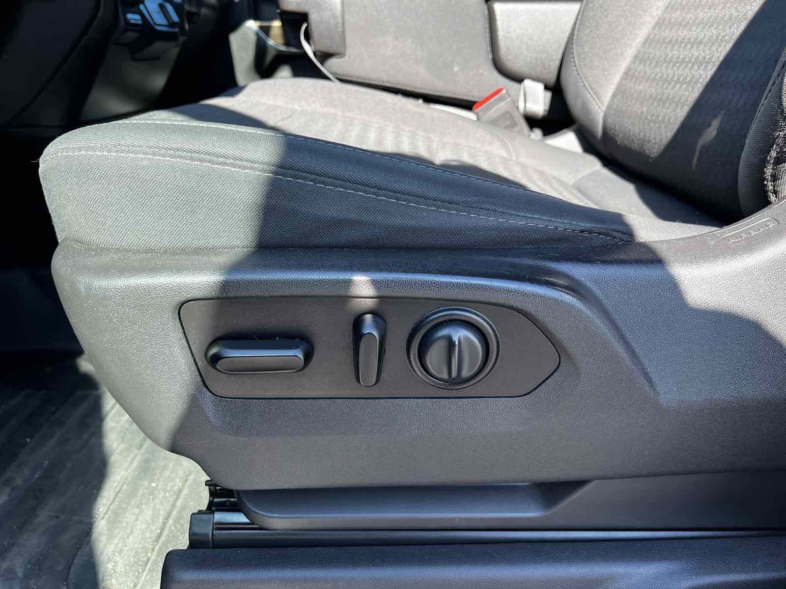 2020 Chevrolet Silverado 1500 LT - Photo 12