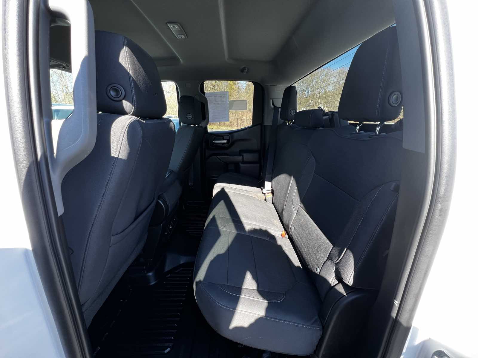 2020 Chevrolet Silverado 1500 LT - Photo 17