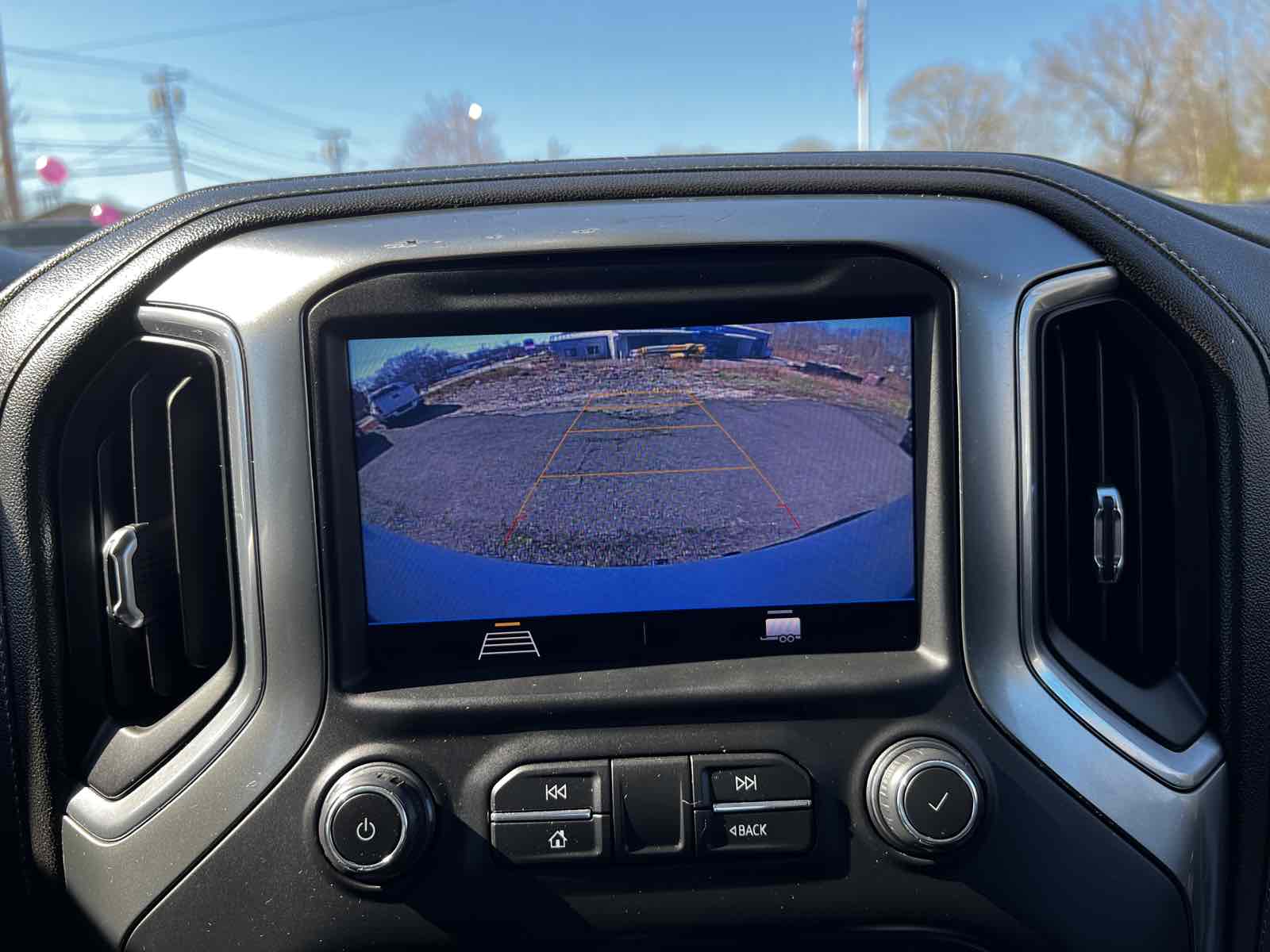 2020 Chevrolet Silverado 1500 LT - Photo 28