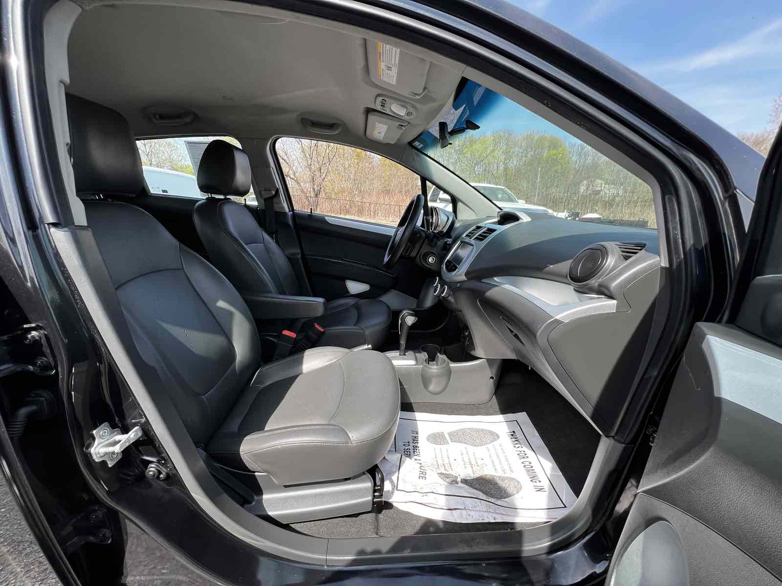 2015 Chevrolet Spark LT photo 10