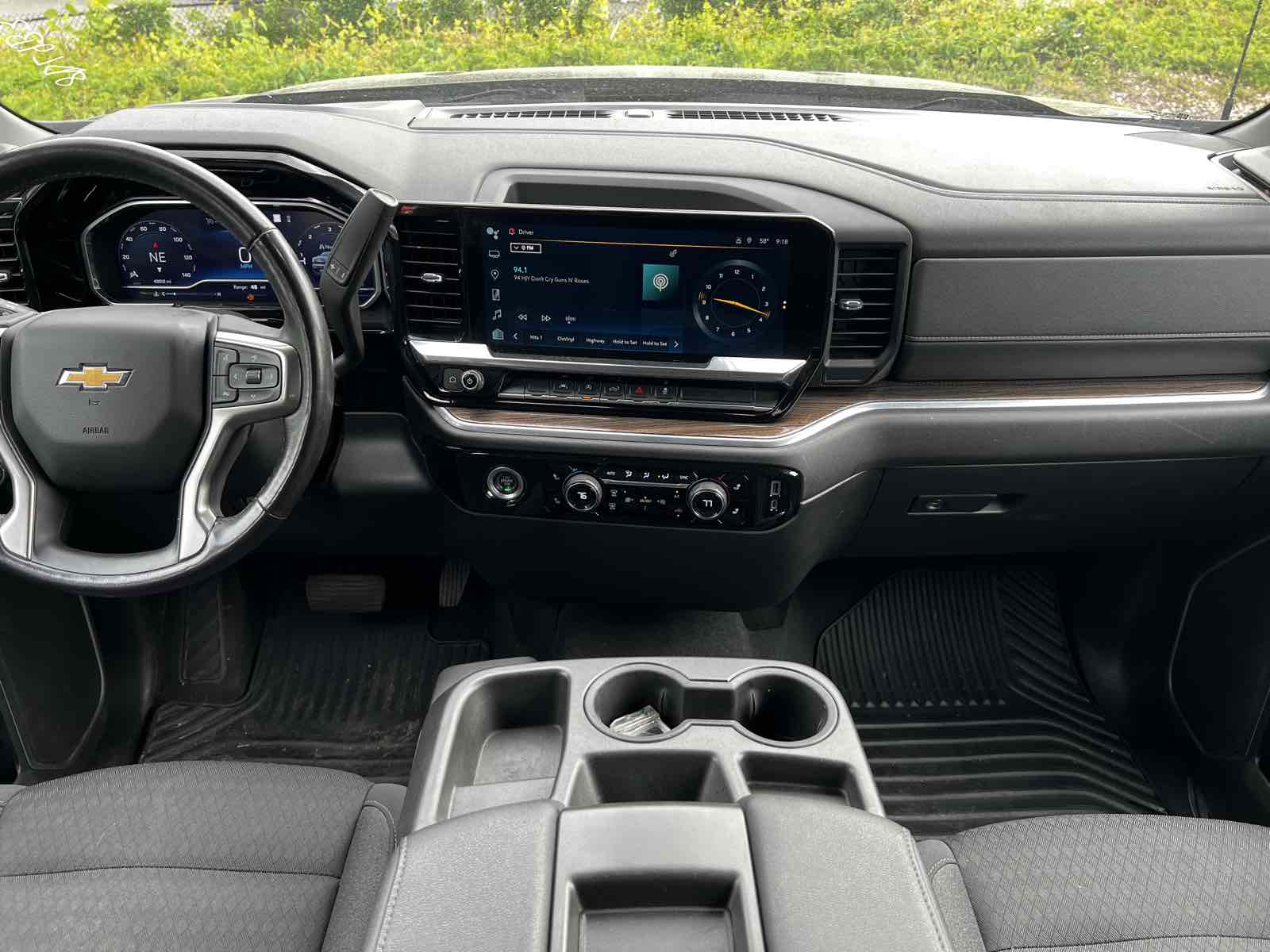 2022 Chevrolet Silverado 1500 LT - Photo 25