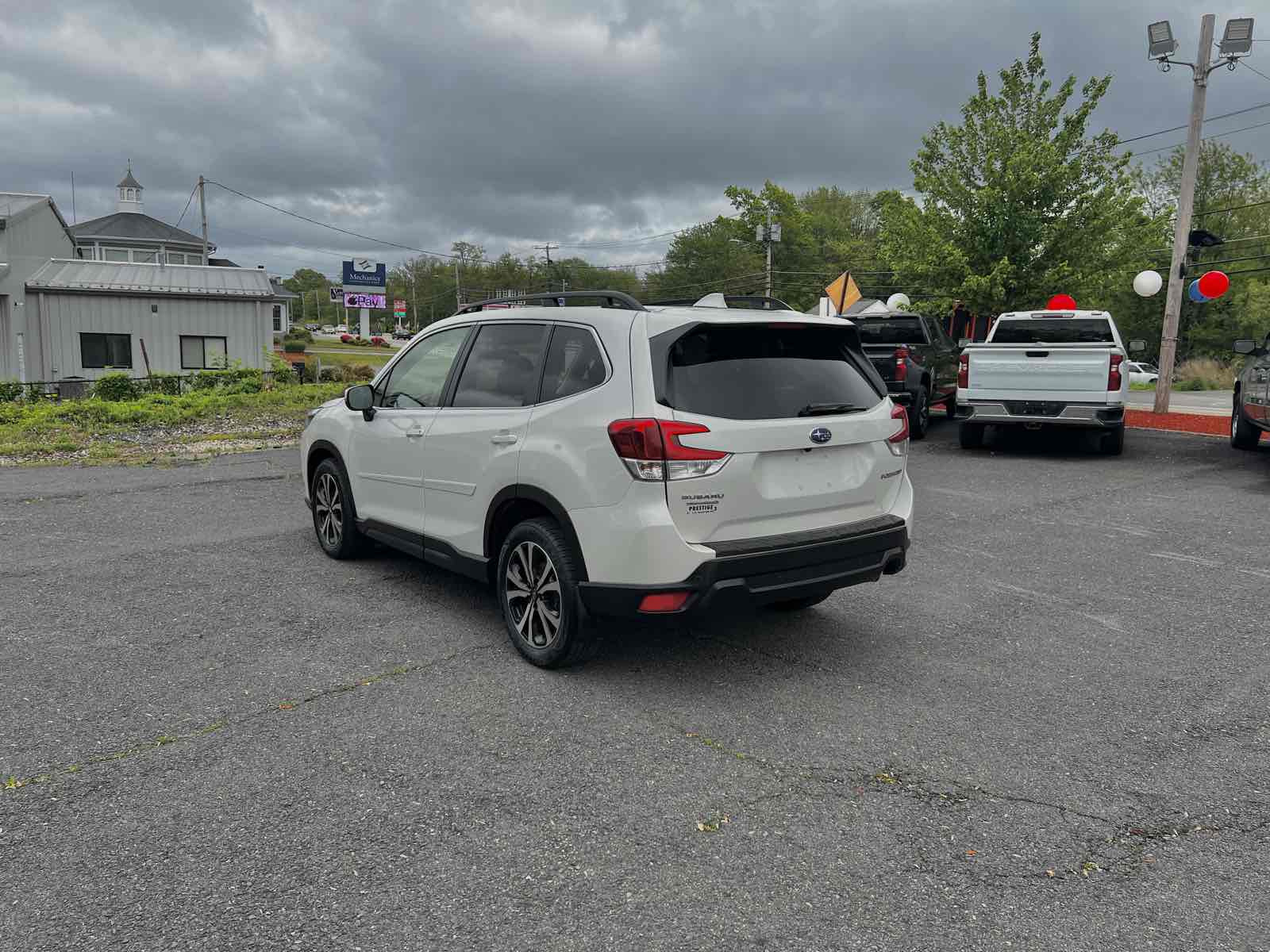 2022 Subaru Forester Limited photo 4