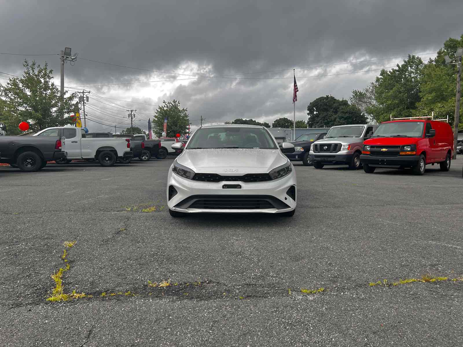 2023 Kia Forte LXS photo 2