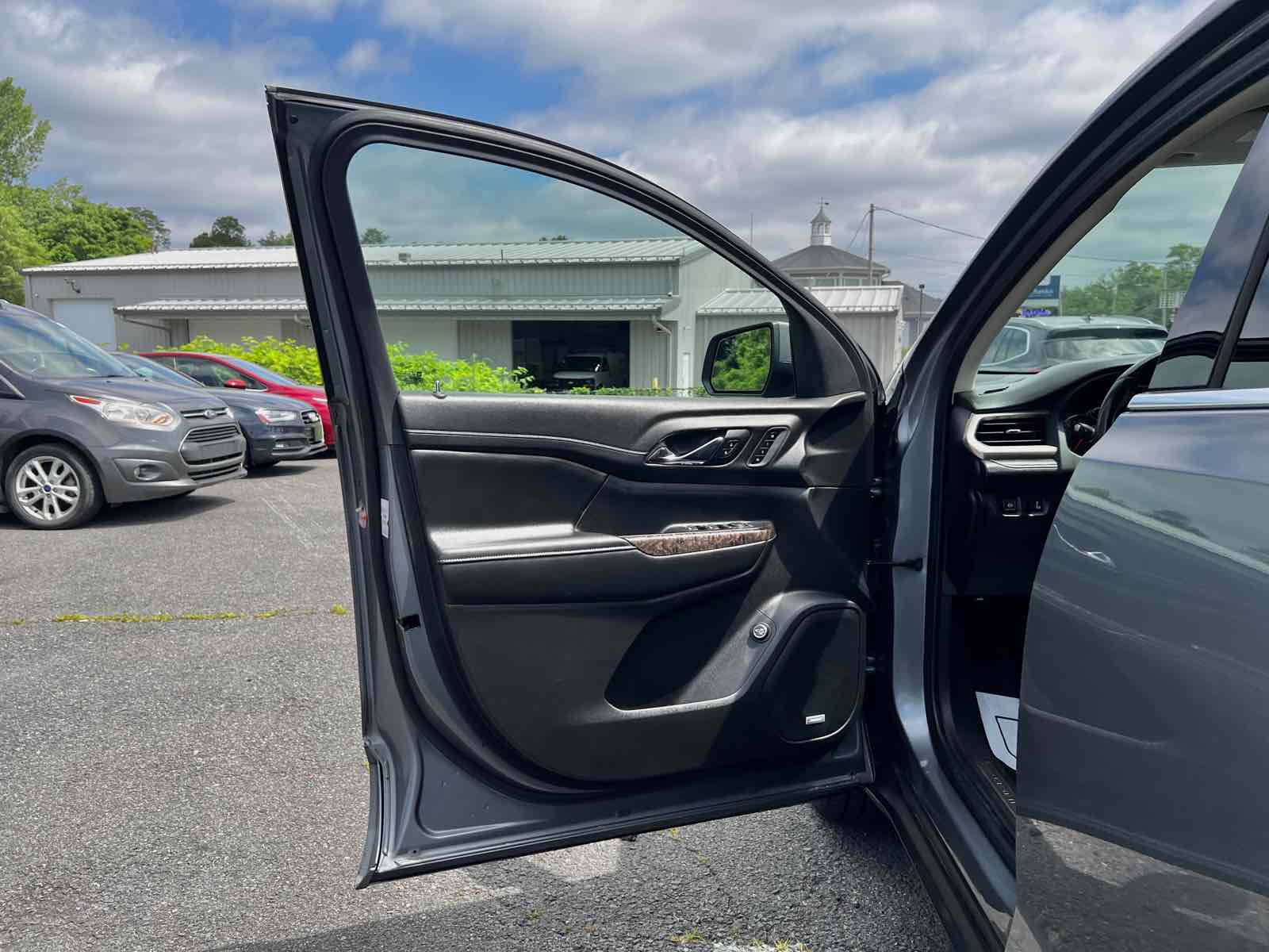 2020 Gmc Acadia Denali photo 8