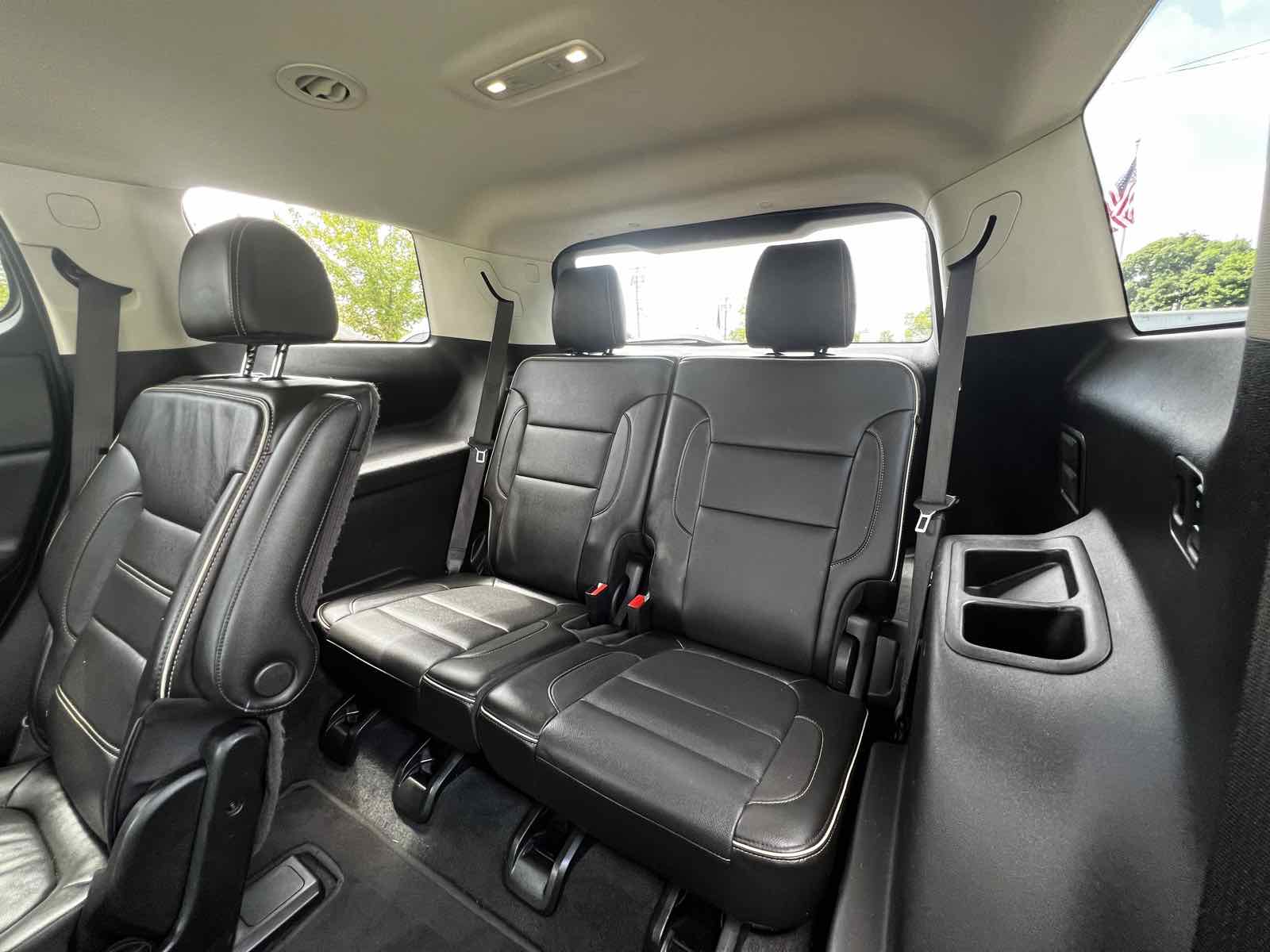 2020 GMC Acadia Denali - Photo 18