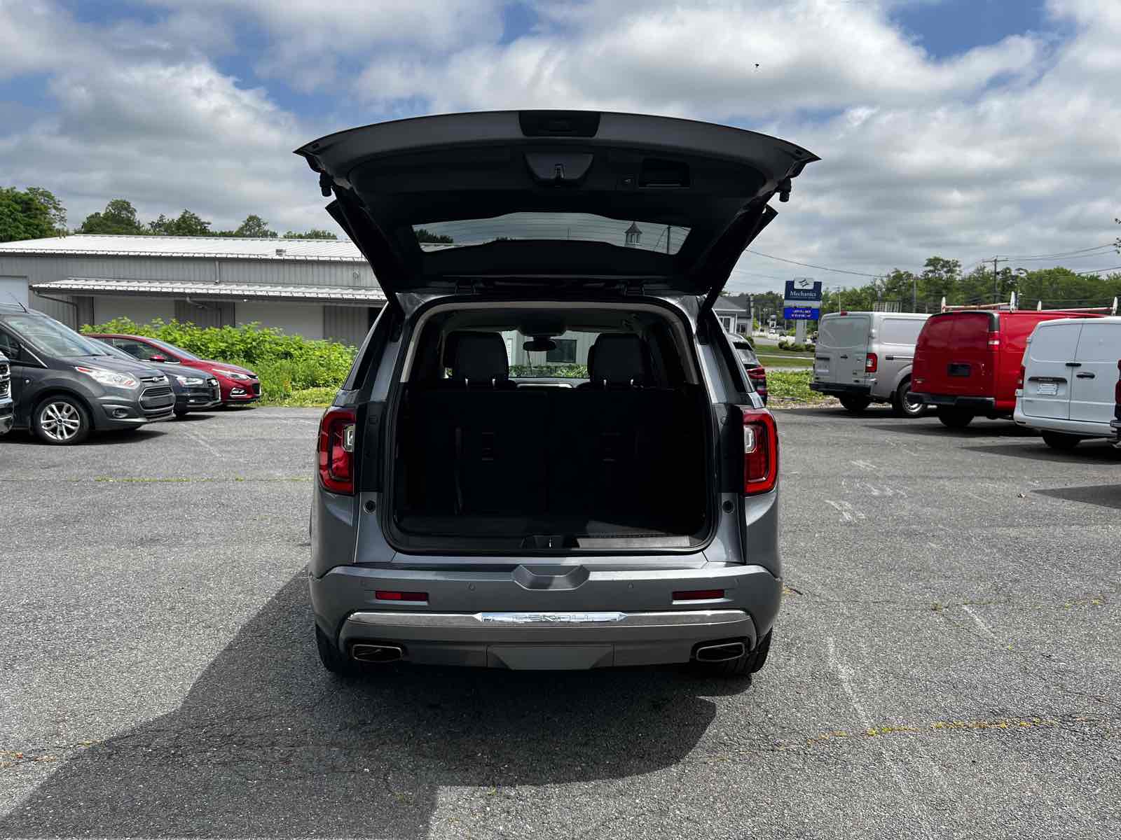 2020 GMC Acadia Denali - Photo 35