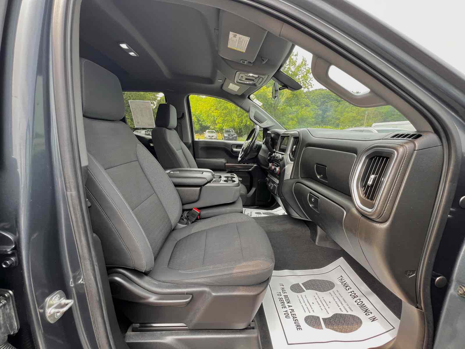2020 Chevrolet Silverado 1500 LT photo 10