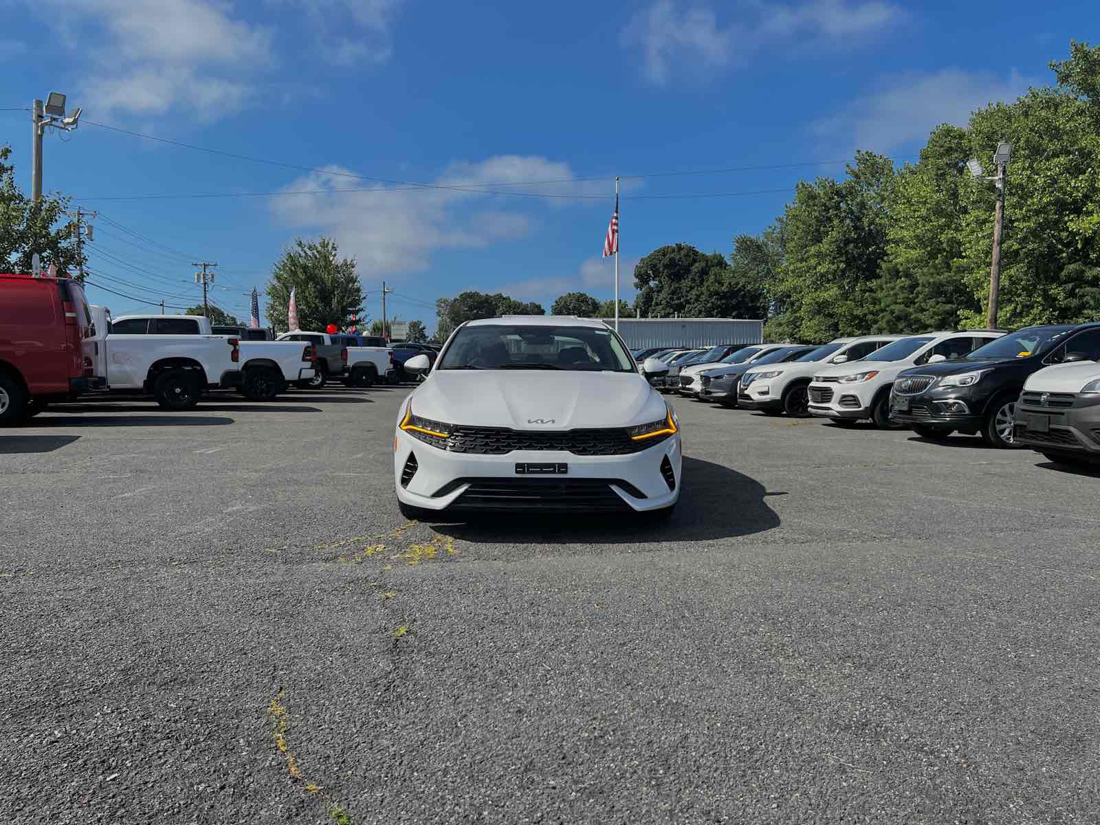 2023 Kia K5 LXS photo 2