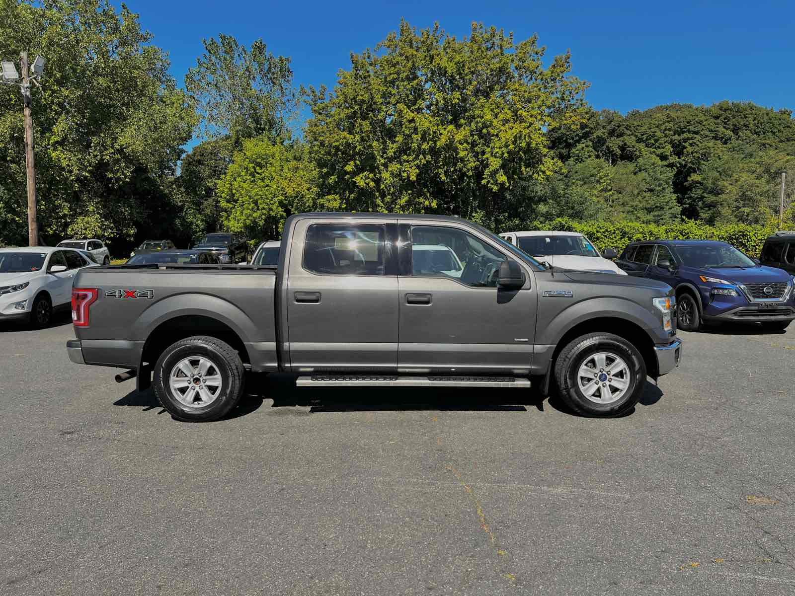 2016 Ford F-150 XLT photo 3