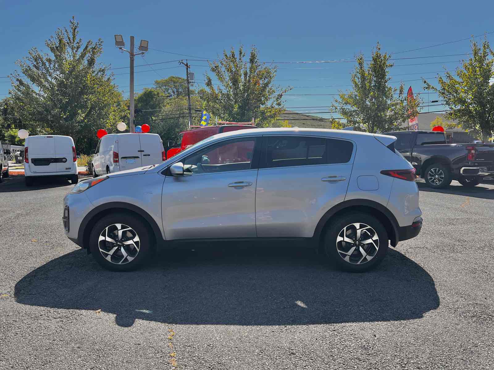2020 Kia Sportage LX photo 2